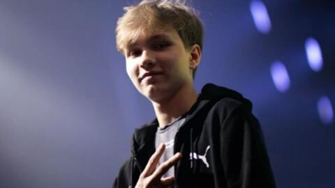 但依旧给球 但依旧给球