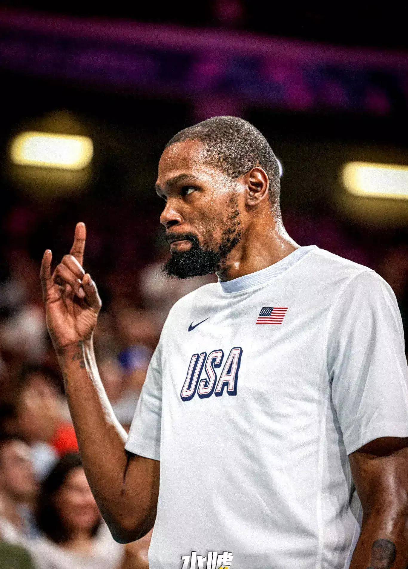 埃弗顿与布伦特福德展开较量